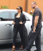 Access_Kardashian_02.jpg