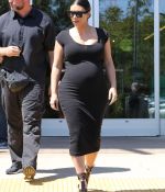 Access_Kardashian_03.jpg