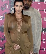 Access_Kardashian_01.jpg