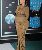 Access_Kardashian_08.jpeg