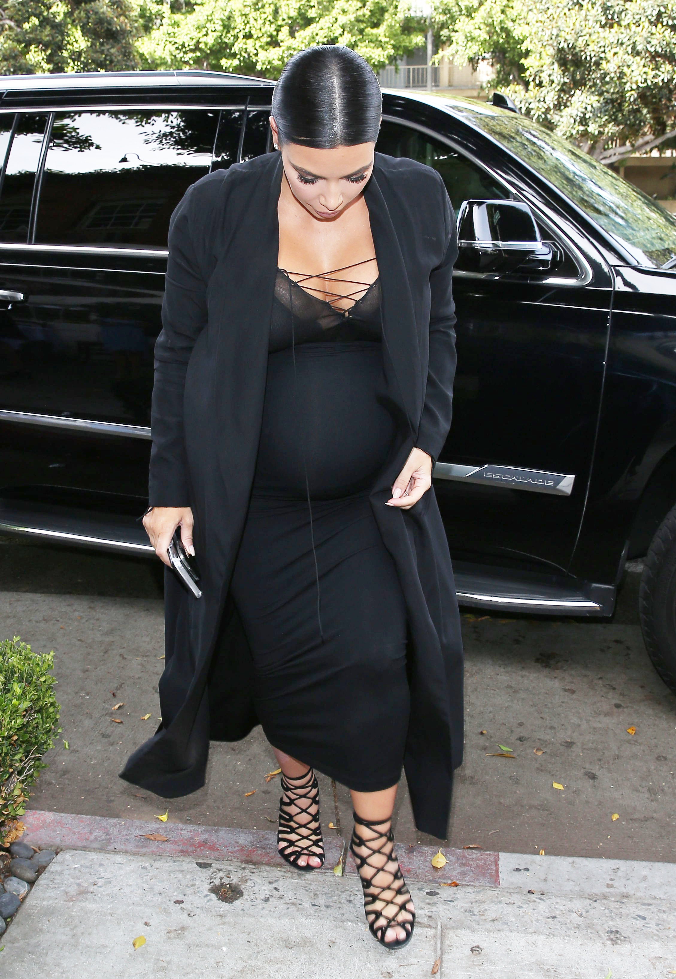 Access_Kardashian_04.jpeg