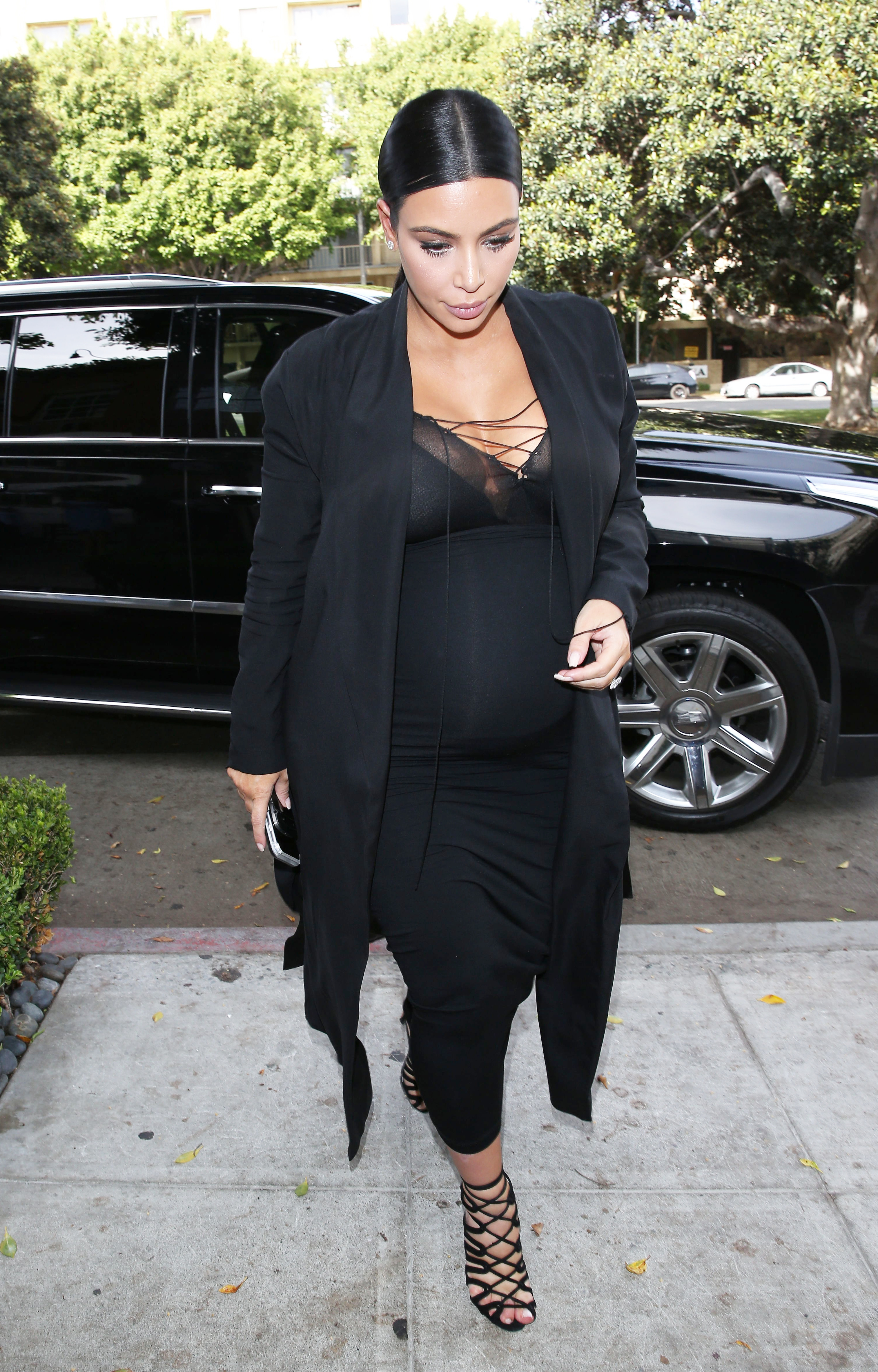 Access_Kardashian_06.jpeg