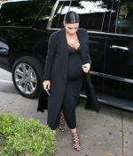 Access_Kardashian_09.jpeg