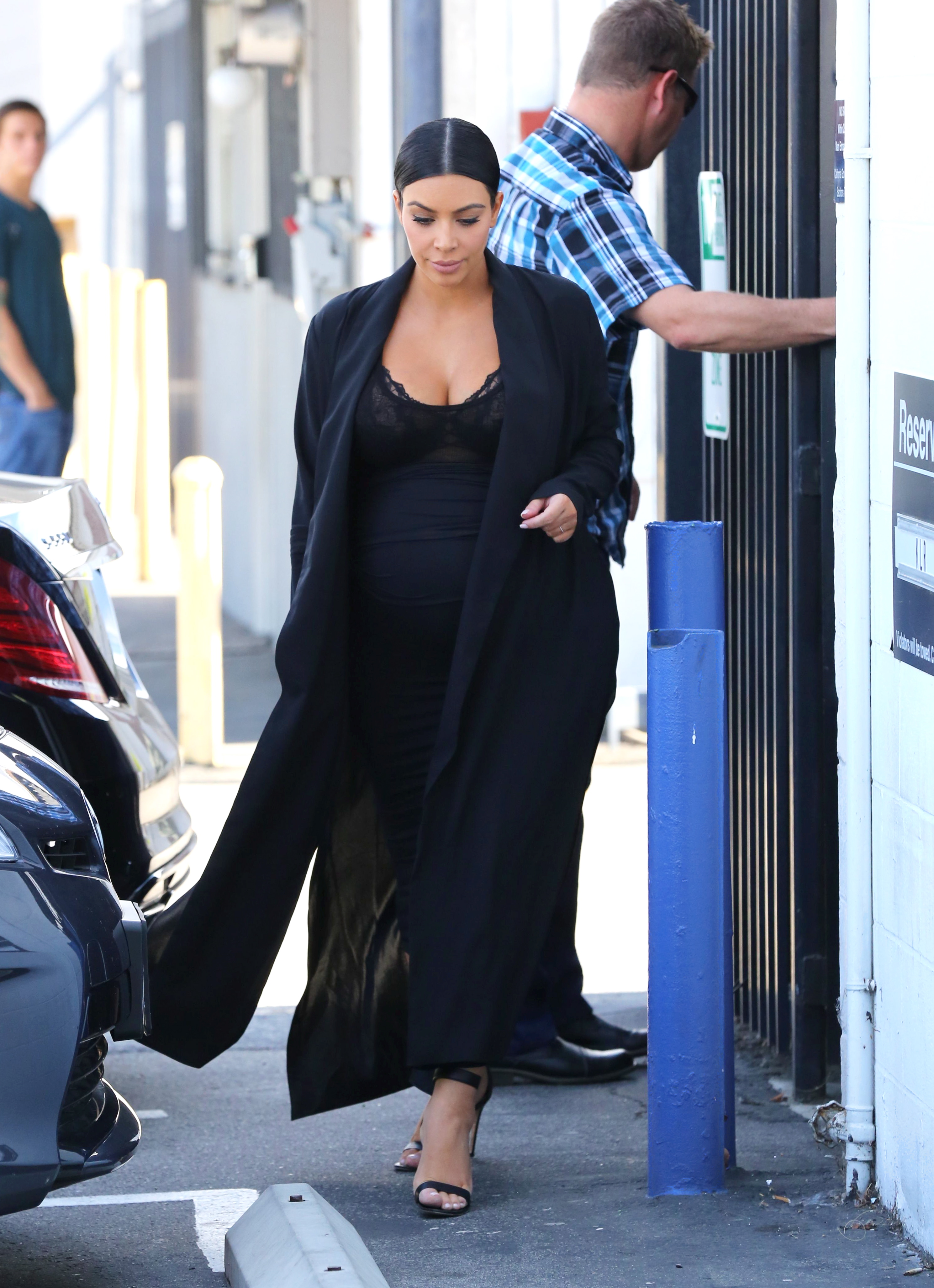 Access_Kardashian_01.jpg