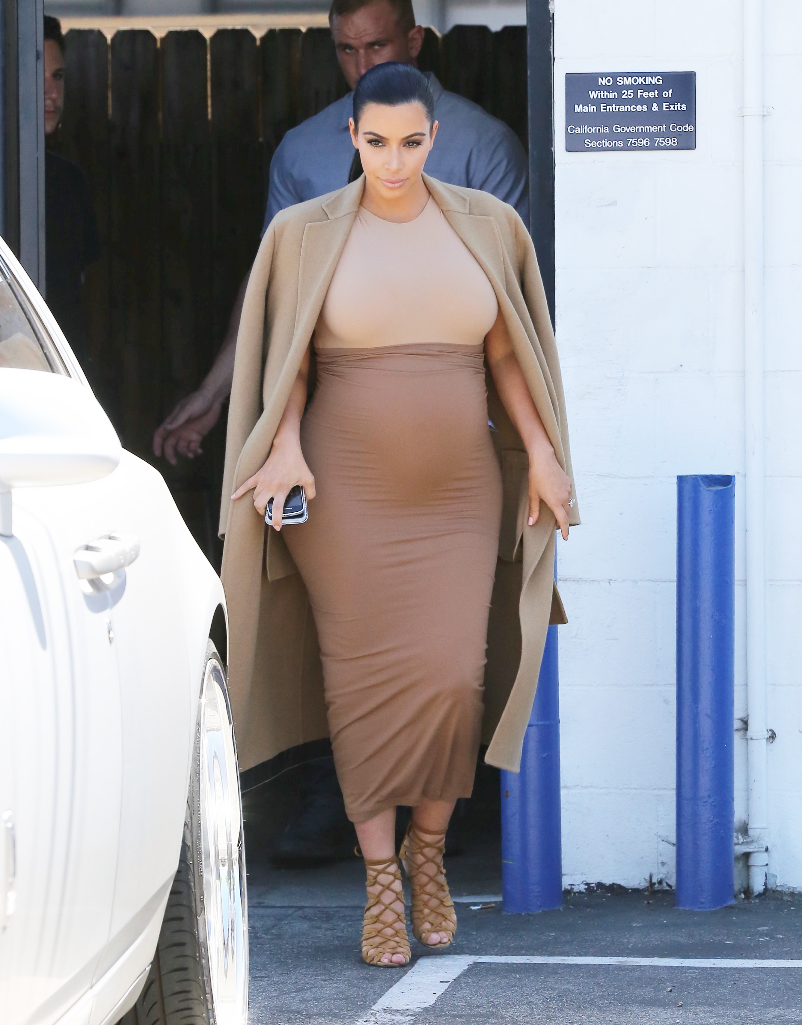 Access_Kardashian_01.jpg