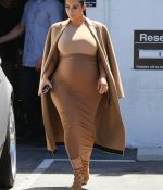 Access_Kardashian_03.jpg