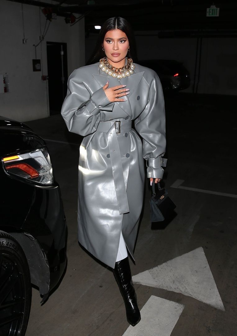 Access_Kardashian_001.jpg