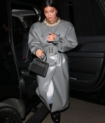 Access_Kardashian_002.jpg
