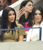 Access_Kardashian_01.jpg
