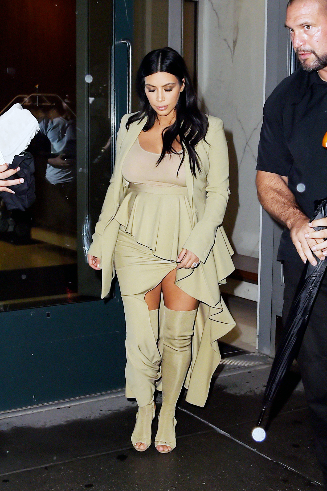 Access_Kardashian_03.jpeg