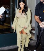 Access_Kardashian_03.jpeg