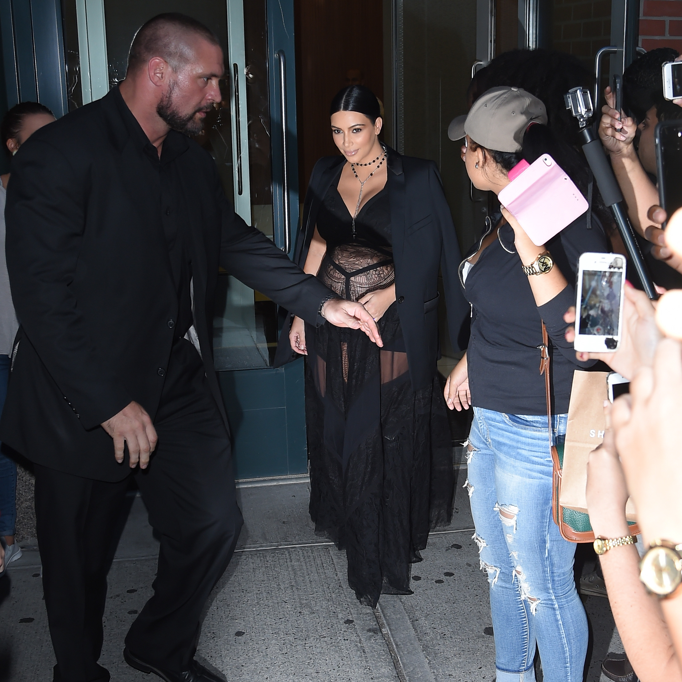 Access_Kardashian_04.jpeg