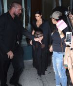 Access_Kardashian_04.jpeg