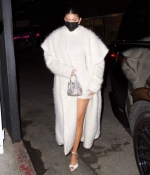 Access_Kardashian_001.jpg