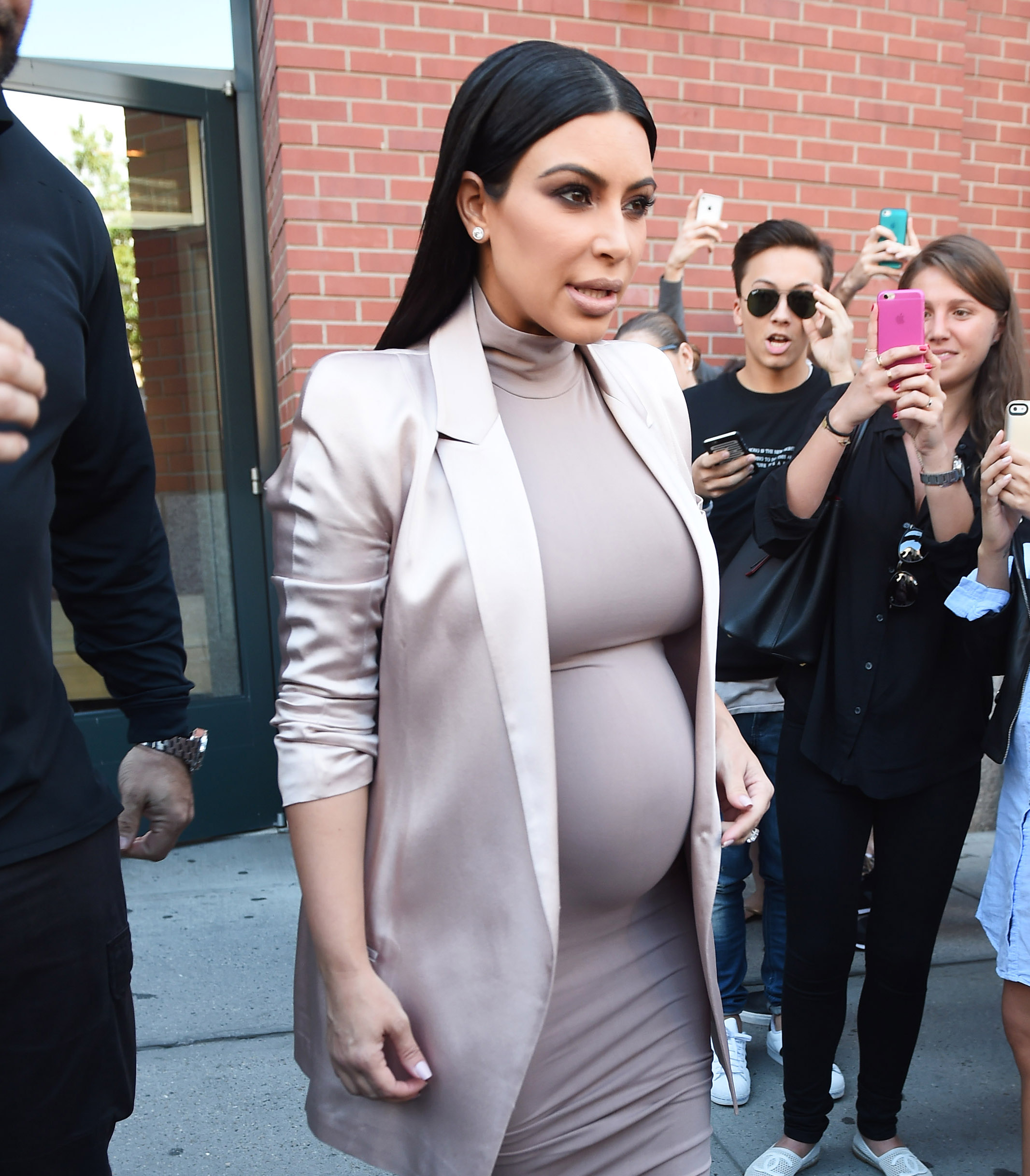 Access_Kardashian_01.jpg