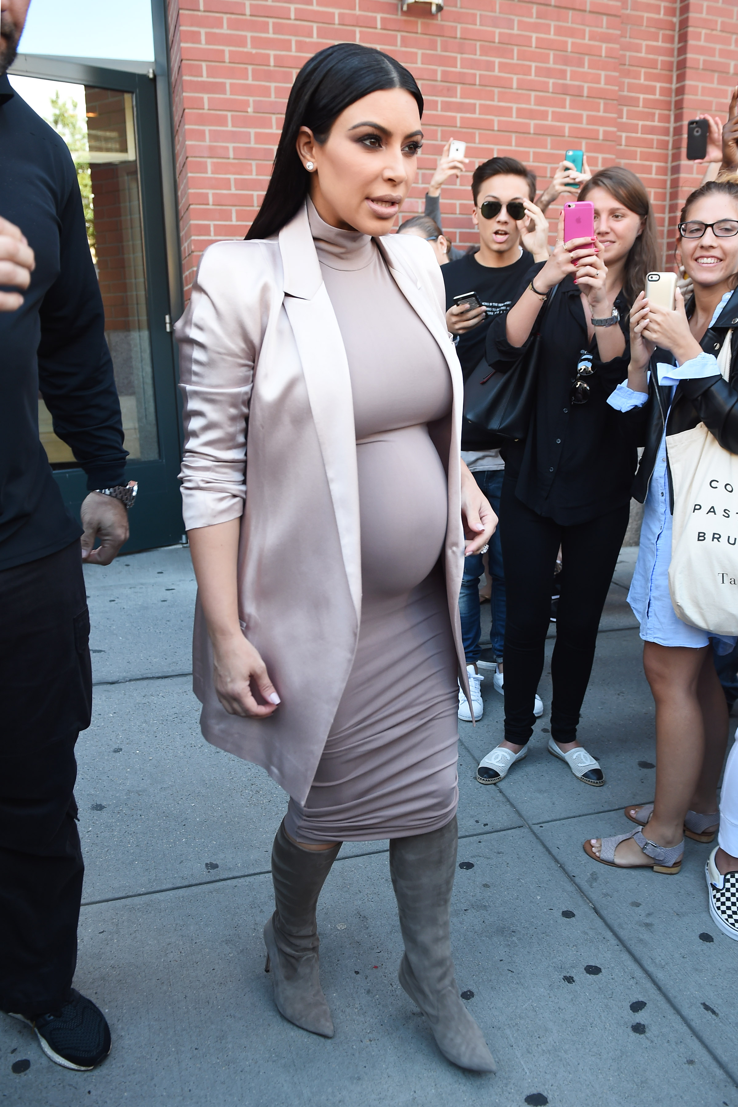 Access_Kardashian_05.jpg