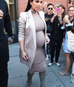 Access_Kardashian_05.jpg