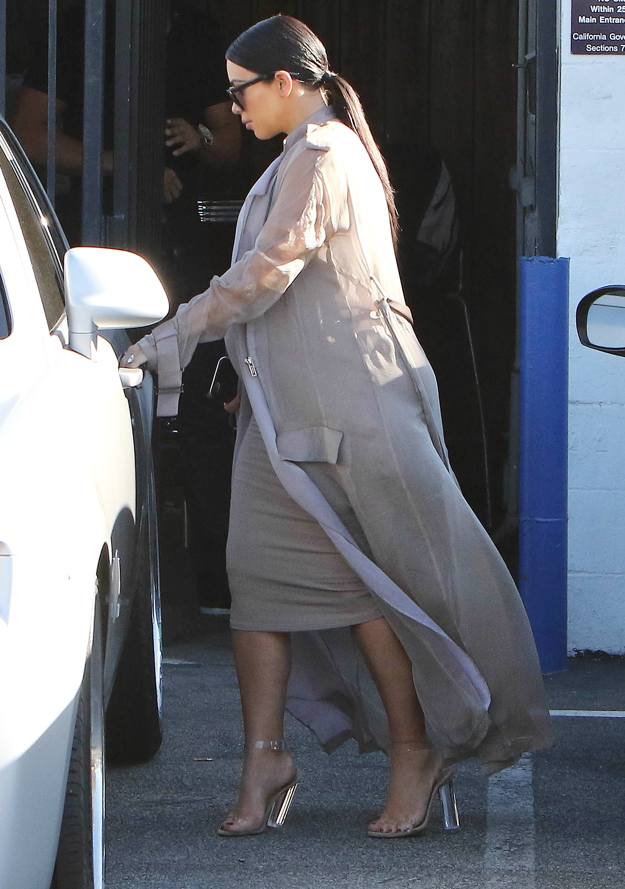 Access_Kardashian_07.jpeg