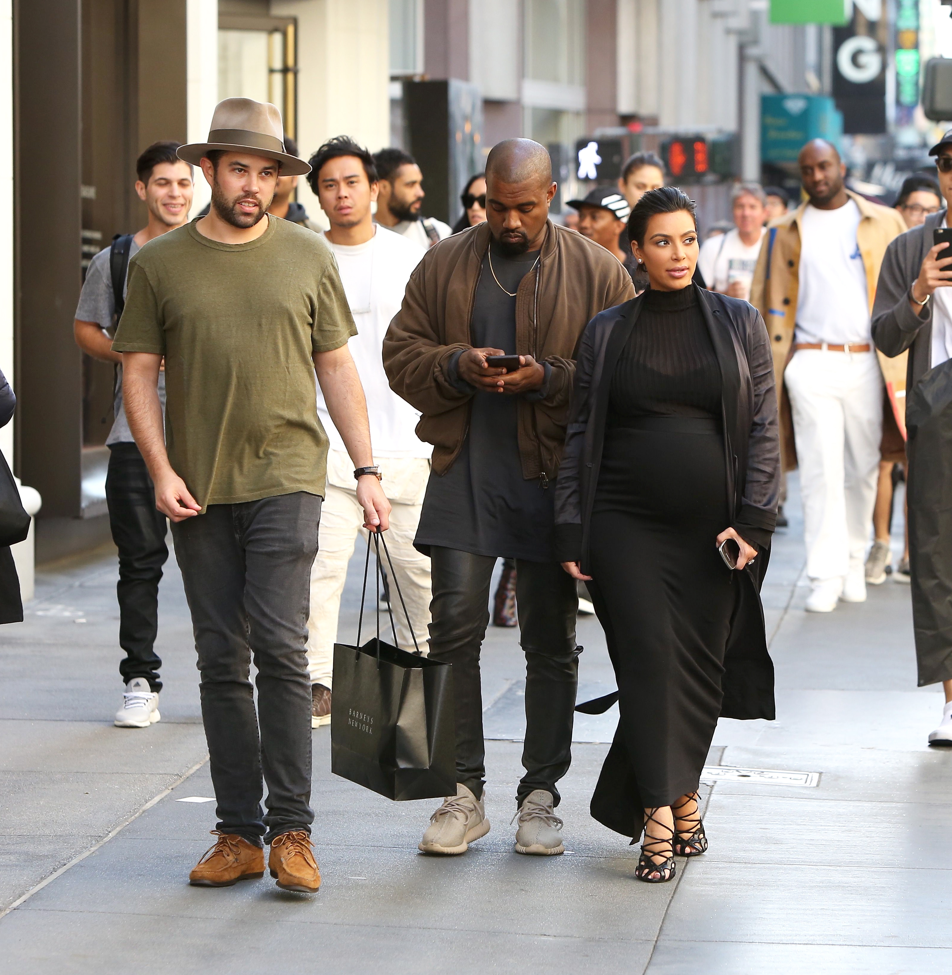 Access_Kardashian_07.jpg