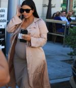 Access_Kardashian_07.jpeg