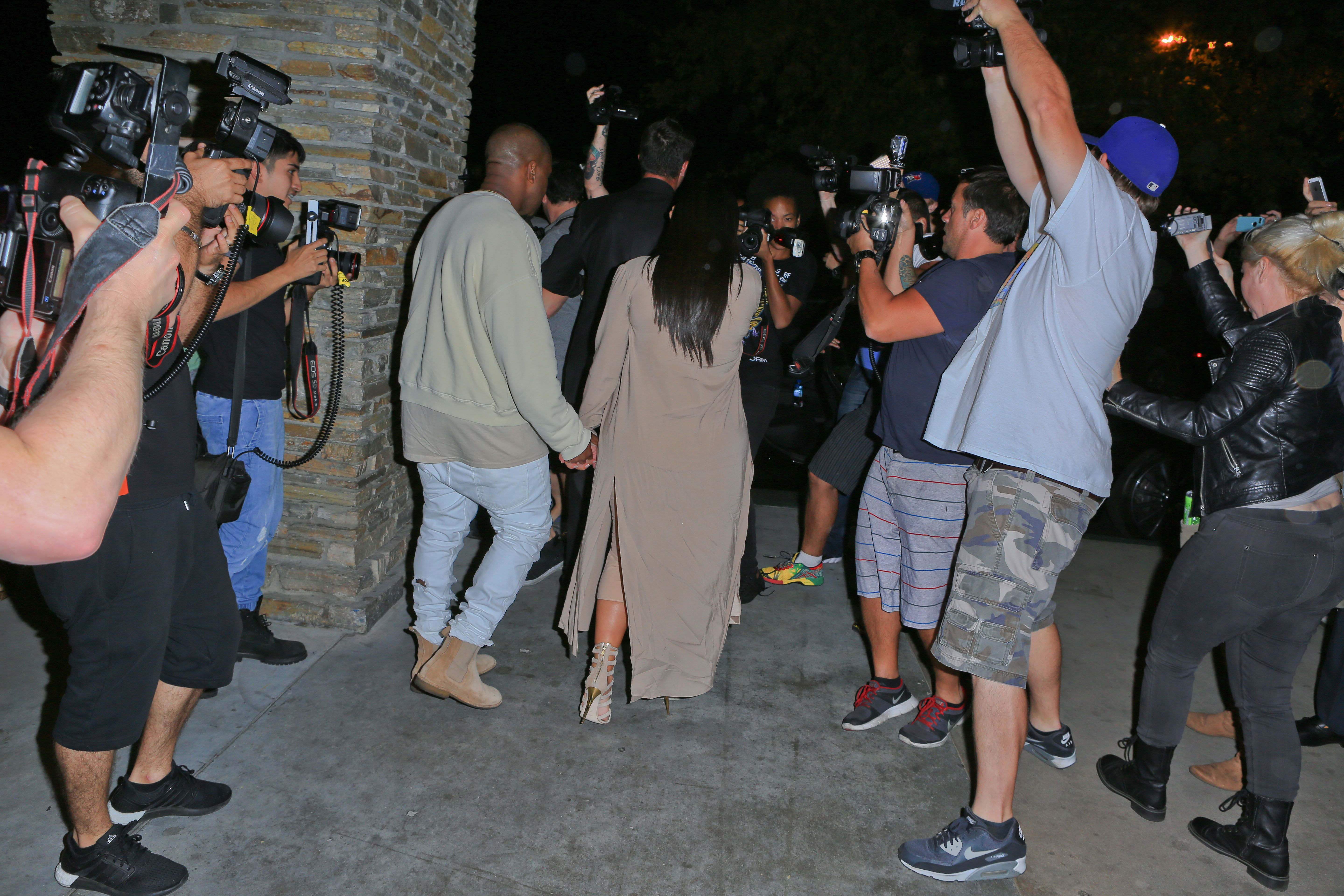 Access_Kardashian_07.jpg