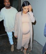 Access_Kardashian_02.jpg