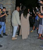 Access_Kardashian_06.jpg