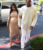 Access_Kardashian_02.jpg