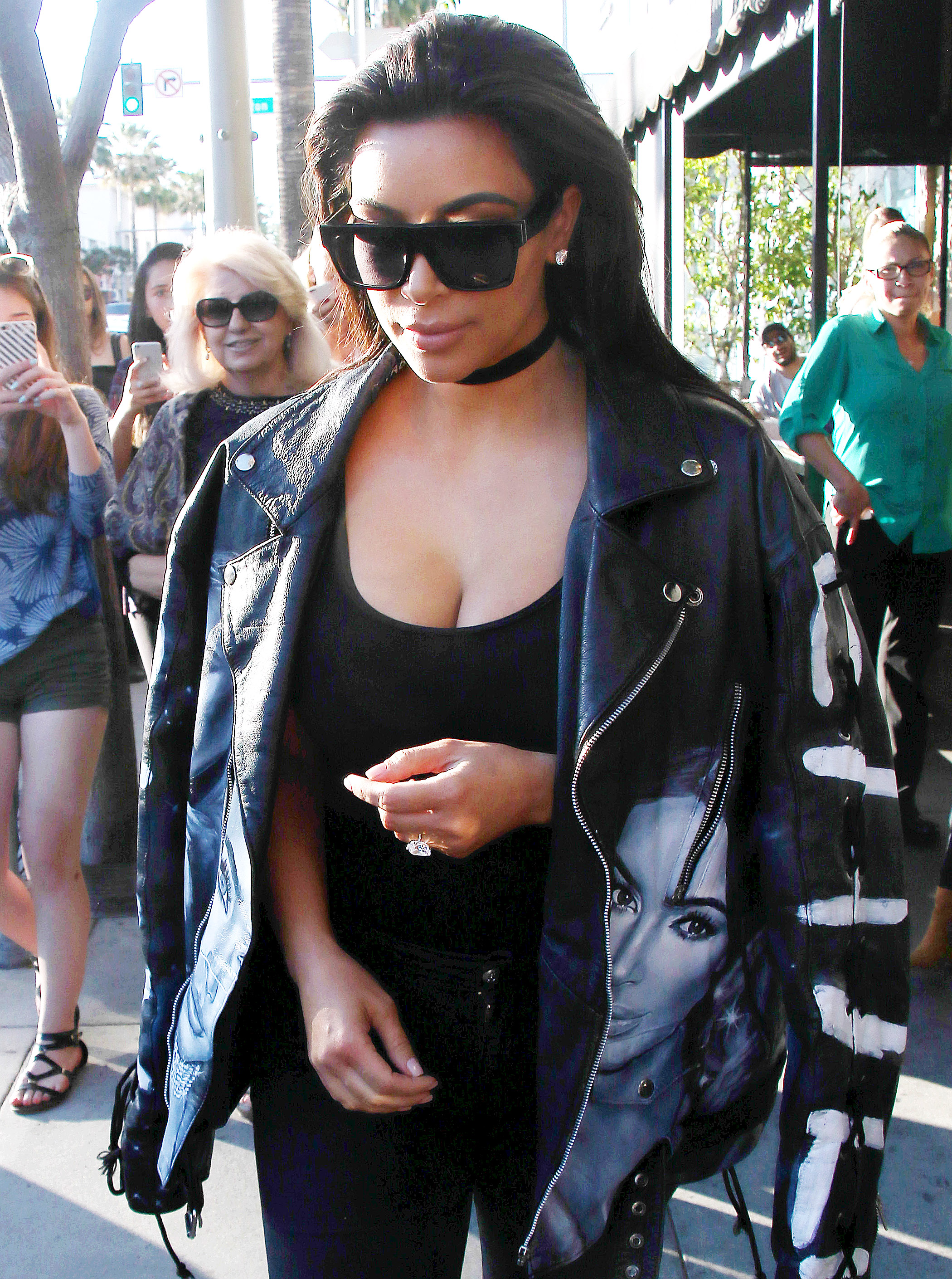 Access_Kardashian_04.jpeg