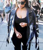 Access_Kardashian_08.jpeg