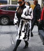 Access_Kardashian_06.jpg