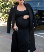 Access_Kardashian_03.jpeg