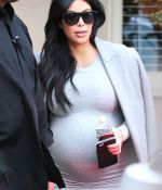Access_Kardashian_01.jpg