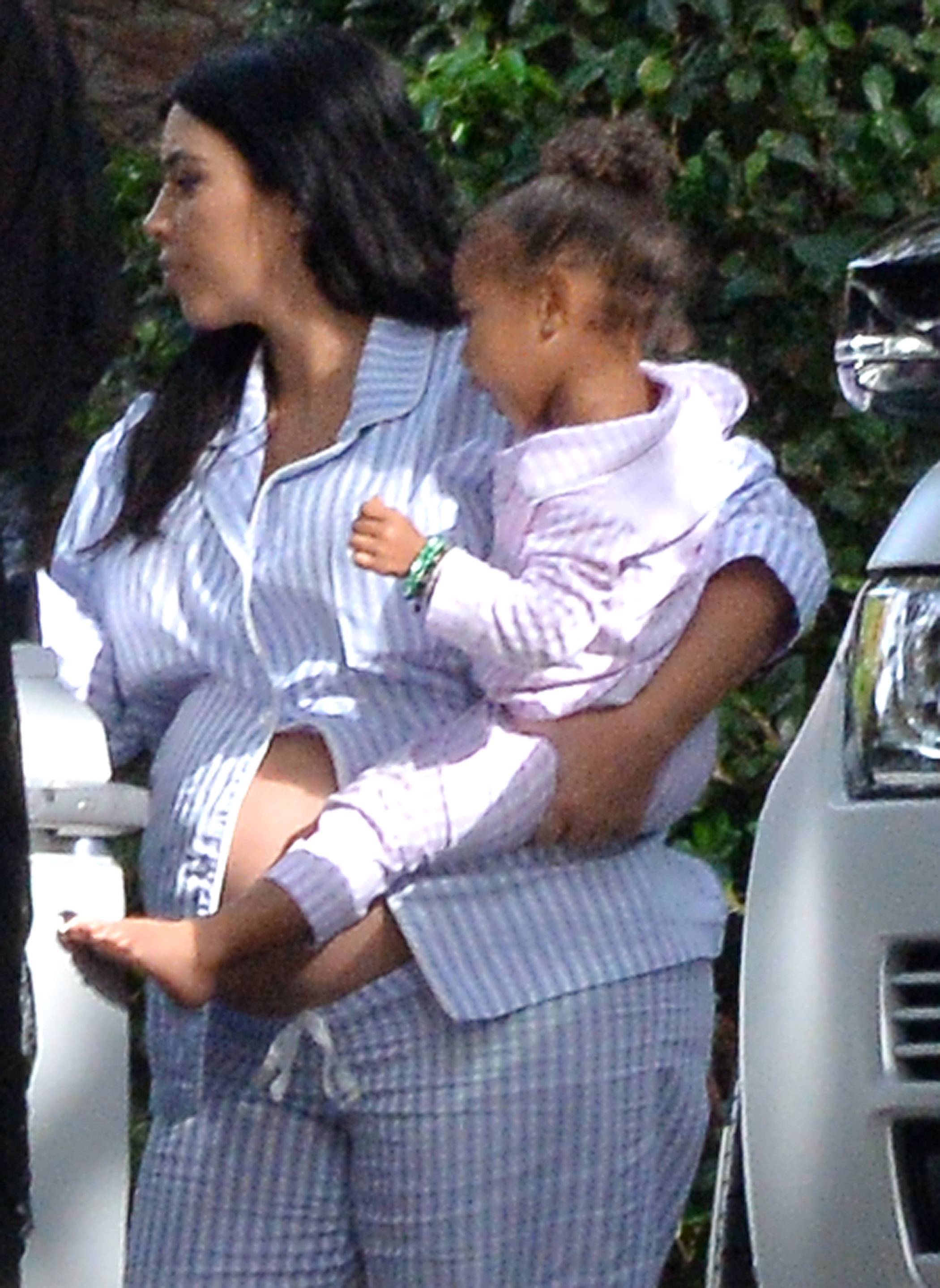 Access_Kardashian_04.jpeg