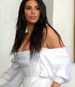 Access_Kardashian_09.jpg