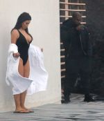 Access_Kardashian_05.jpg