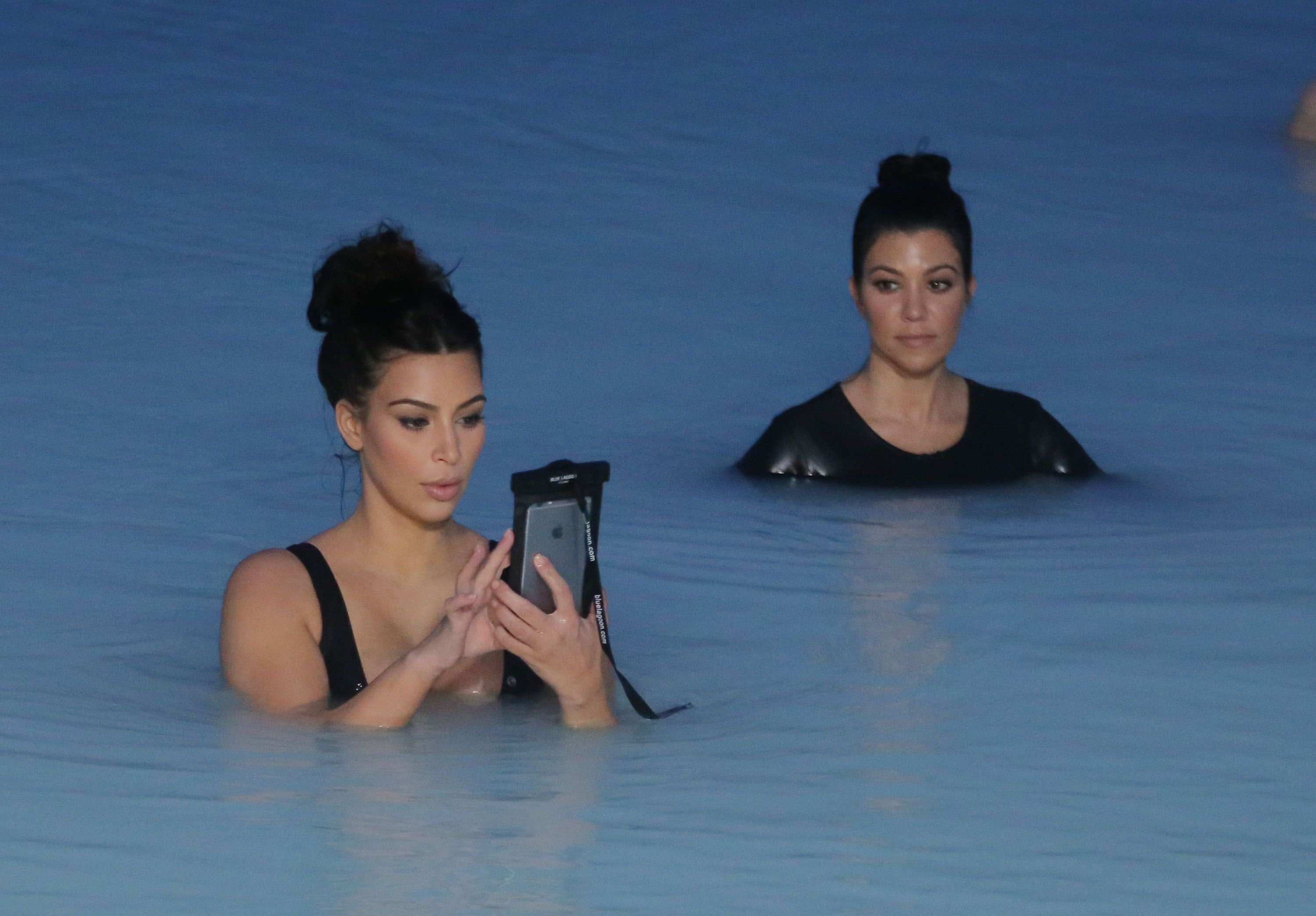 Access_Kardashian_03.jpg