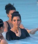 Access_Kardashian_02.jpg