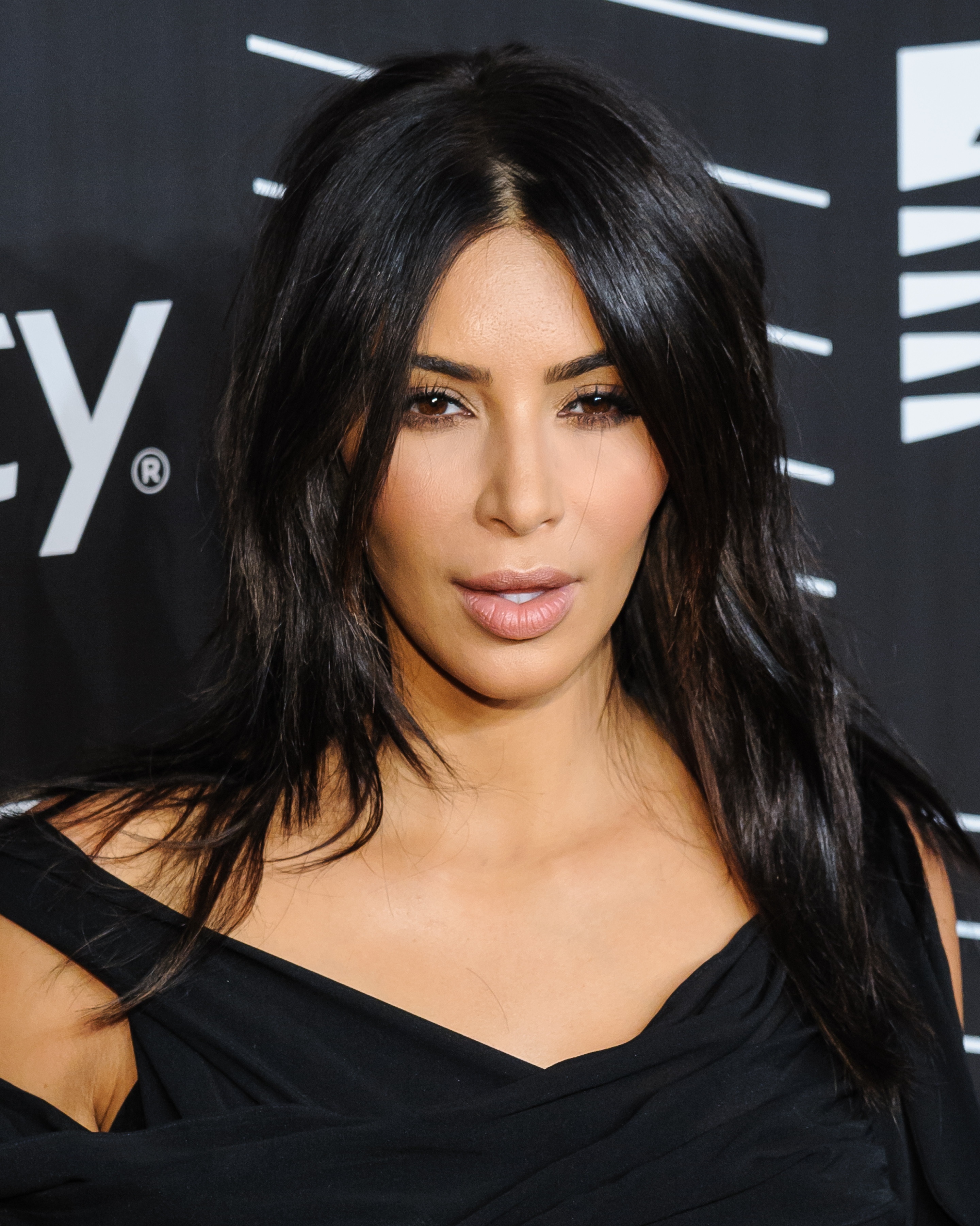 Access_Kardashian_01.jpg