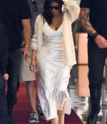 Access_Kardashian_09.jpg