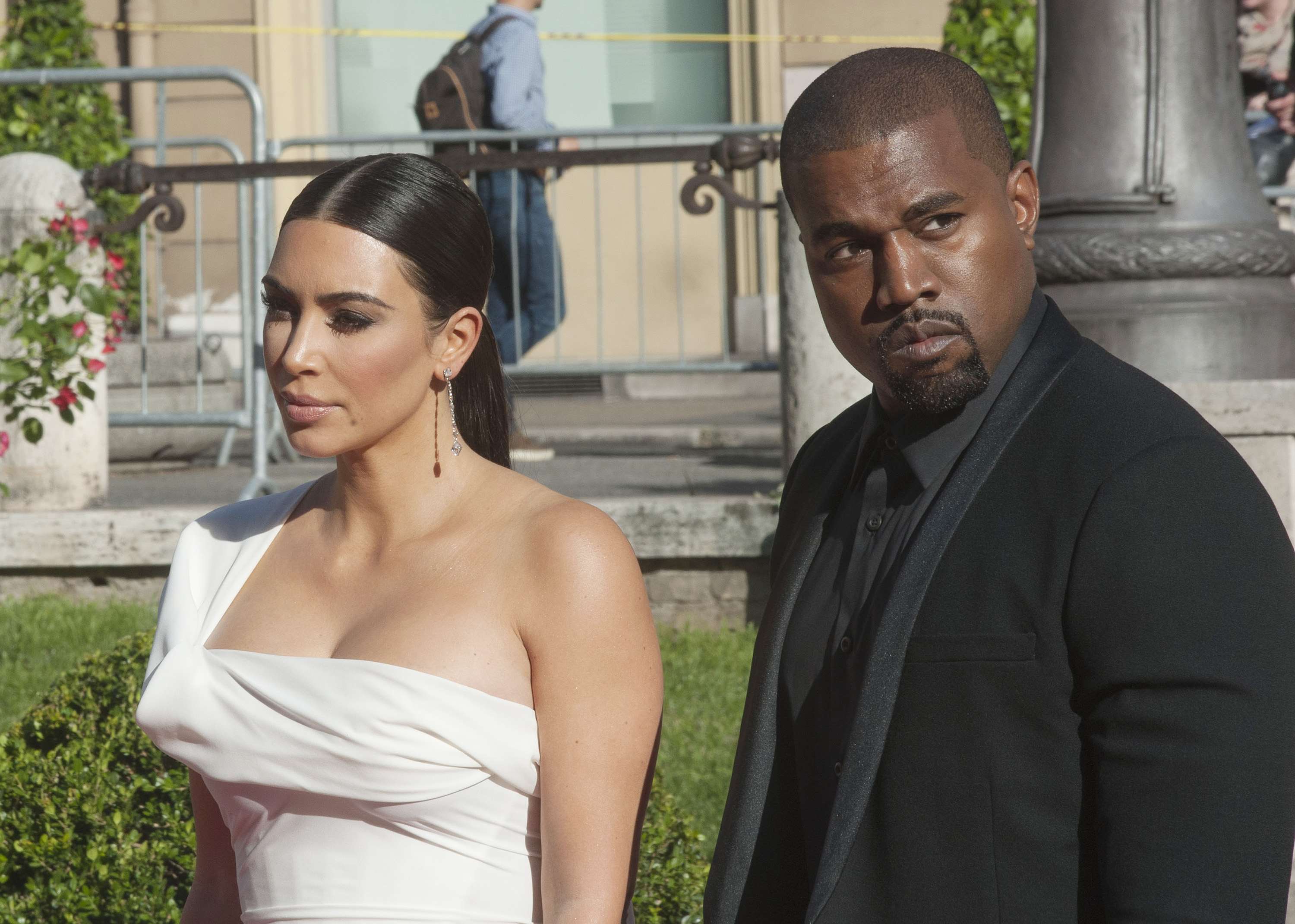 Access_Kardashian_05.jpg