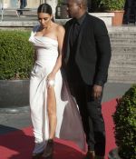 Access_Kardashian_06.jpg