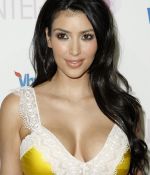 Access_Kardashian_01.jpeg