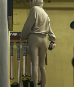 Access_Kardashian_001.jpg