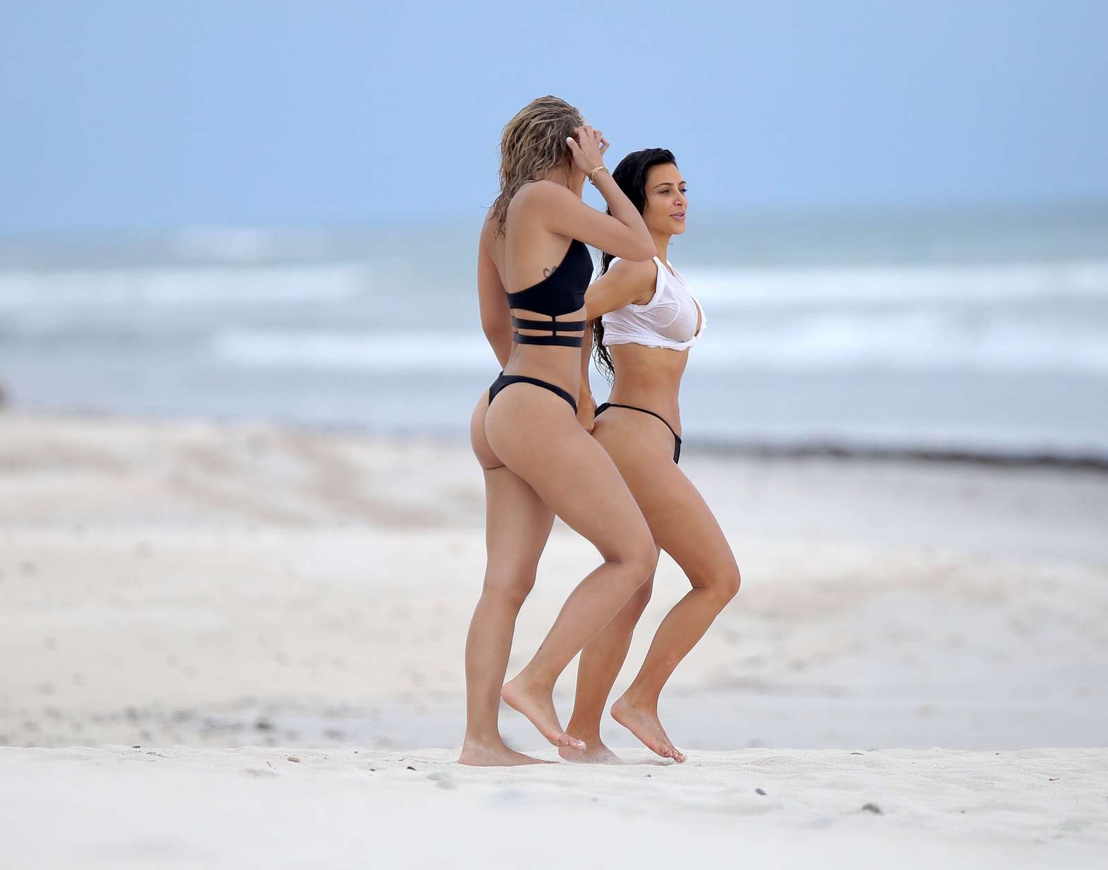 Access_Kardashian_06.jpg