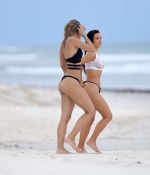 Access_Kardashian_06.jpg