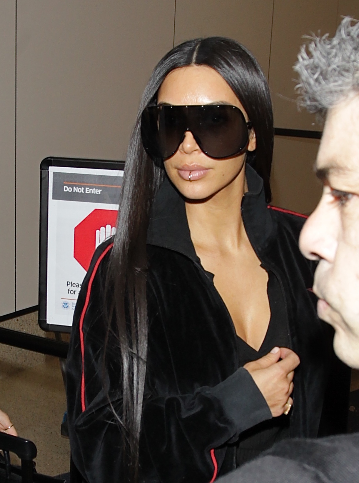 Access_Kardashian_03.jpg