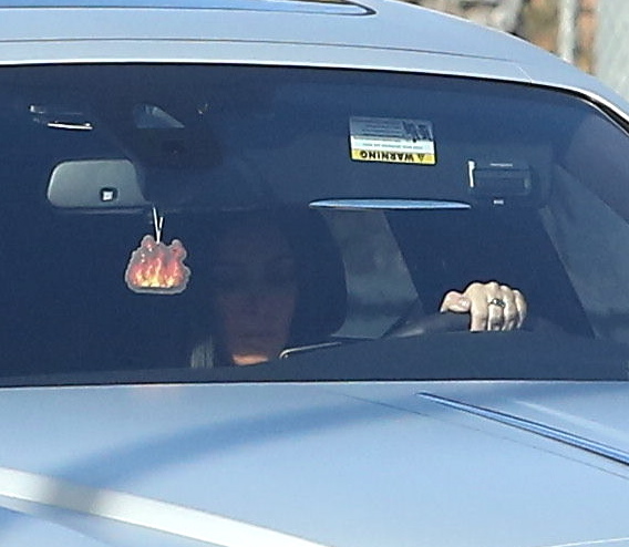 Access_Kardashian_08.jpg