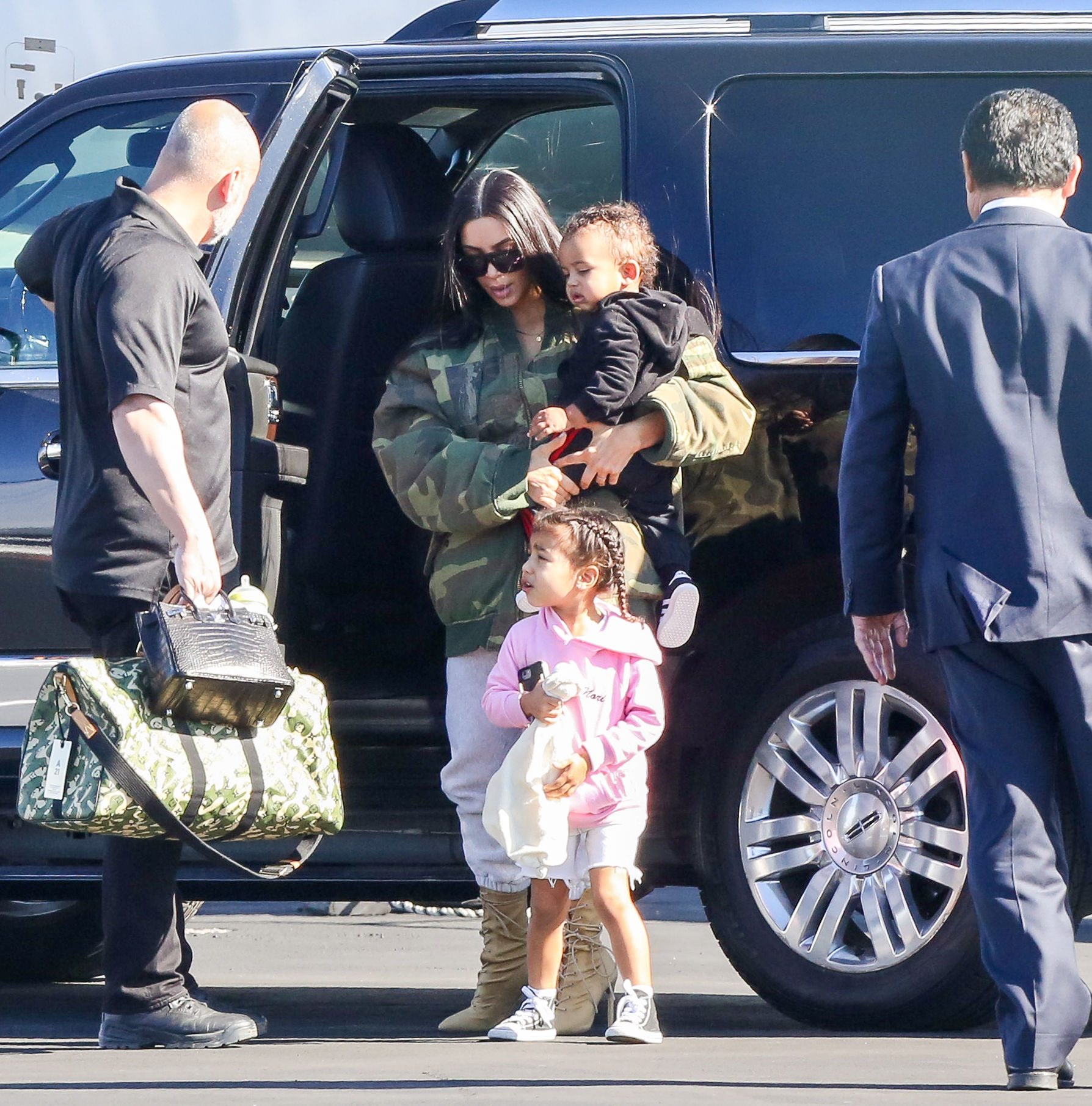 Access_Kardashian_09.jpg