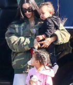 Access_Kardashian_03.jpg